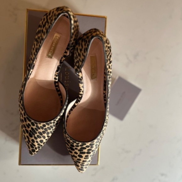 Louise et Cie Jolon3 Animal-Print Flared-Heel Pump - Picture 9 of 9